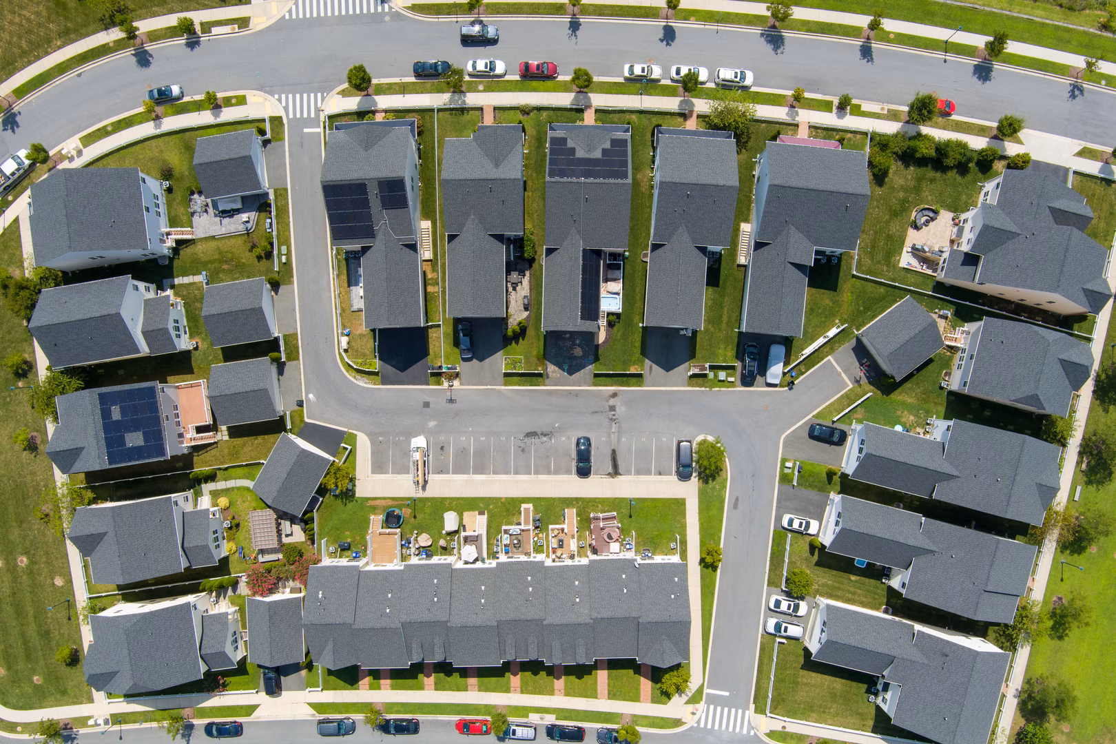 Aerial view of Maryland neighborhood